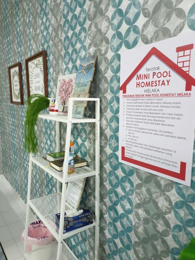 Teratak Mini Pool Homestay Melaka Luaran gambar
