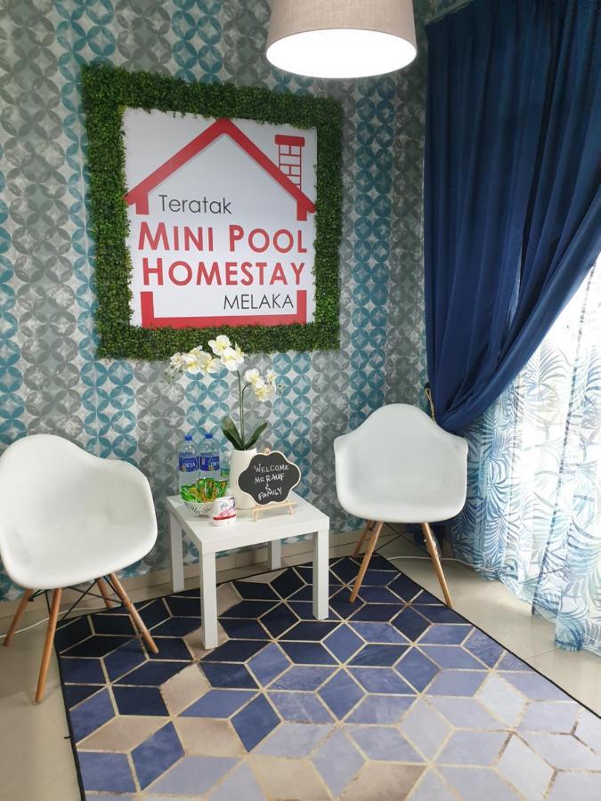 Teratak Mini Pool Homestay Melaka Luaran gambar